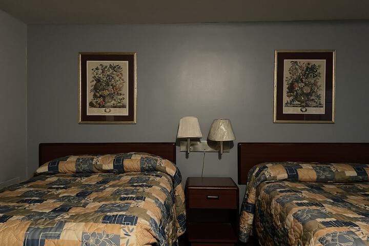 Room 34 of 46