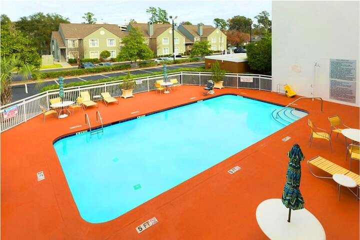 Pool 5 of 24