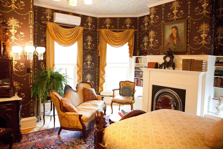 Room 16 of 48