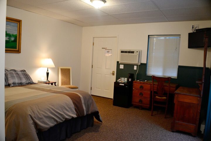 Room 8 of 41