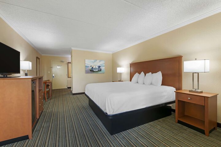 Best Western International Speedway Hotel