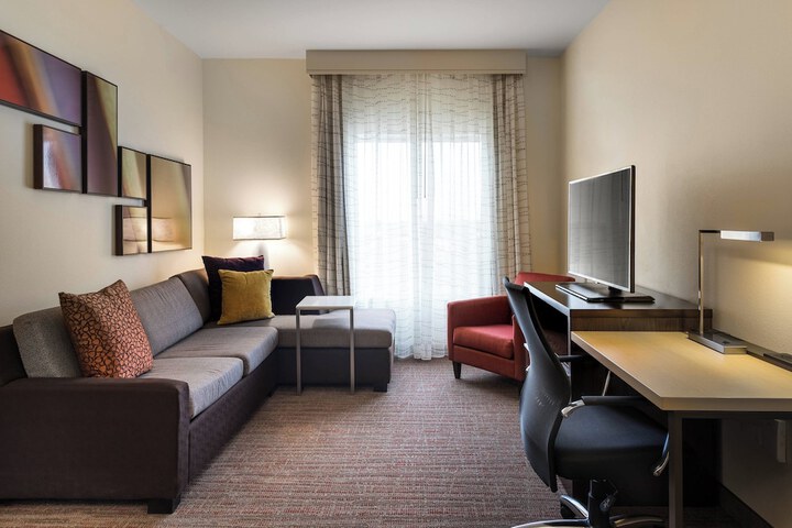 Room 25 of 34