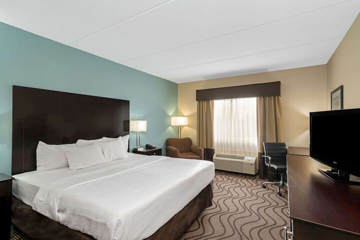 Room 19 of 44