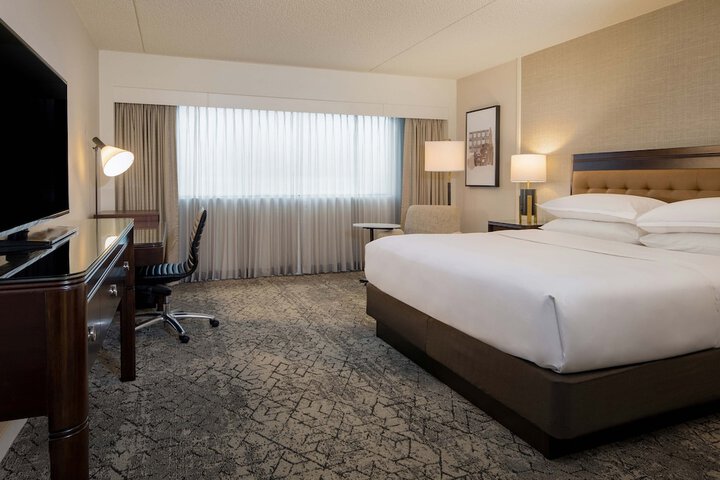 Sheraton Detroit Metro Airport