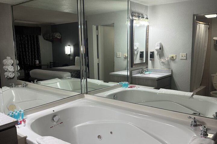 Bluestar Motel