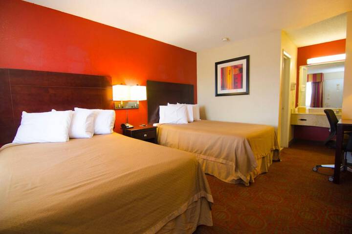 Room 16 of 28