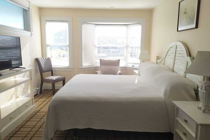 Room 65 of 468