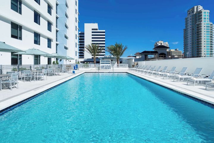 Hyatt Place St. Petersburg / Downtown