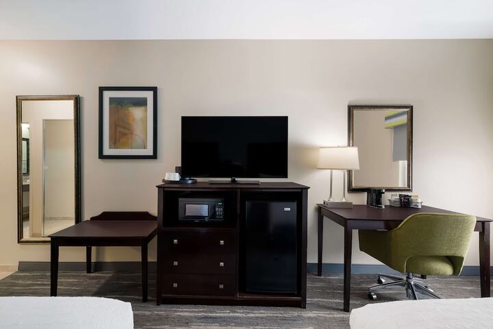 Room 11 of 39