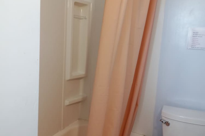 Room 9 of 19