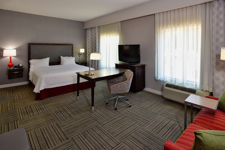 Room 35 of 47