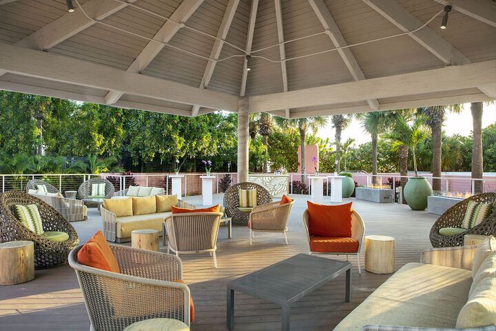 Beach House Suites by the Don CeSar