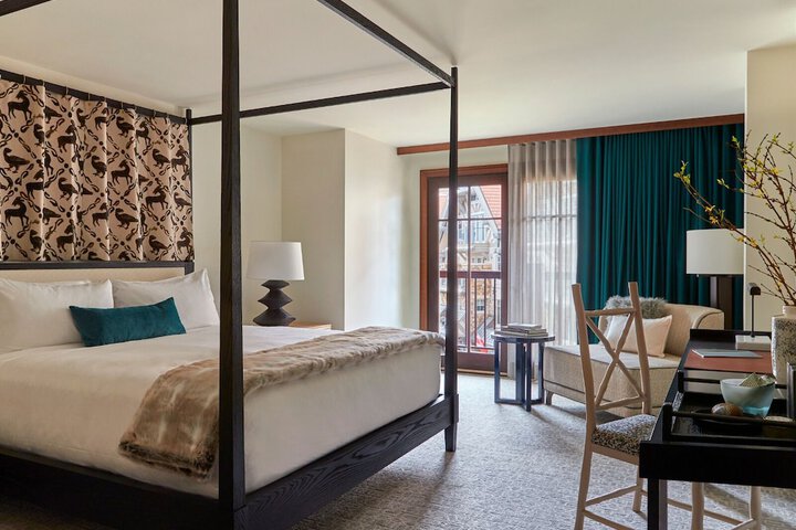 Madeline Hotel & Residences Auberge Collection