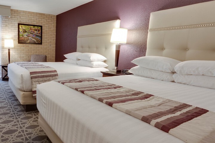 Room 14 of 31