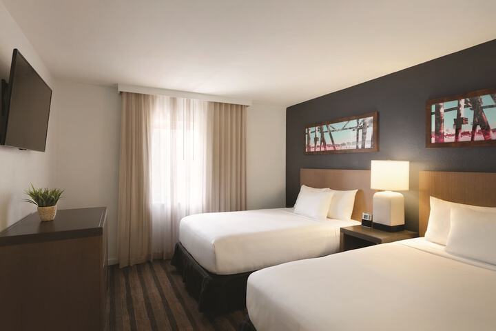 Room 21 of 34