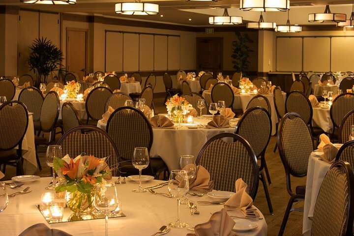 Ballroom/Hall 37 of 45