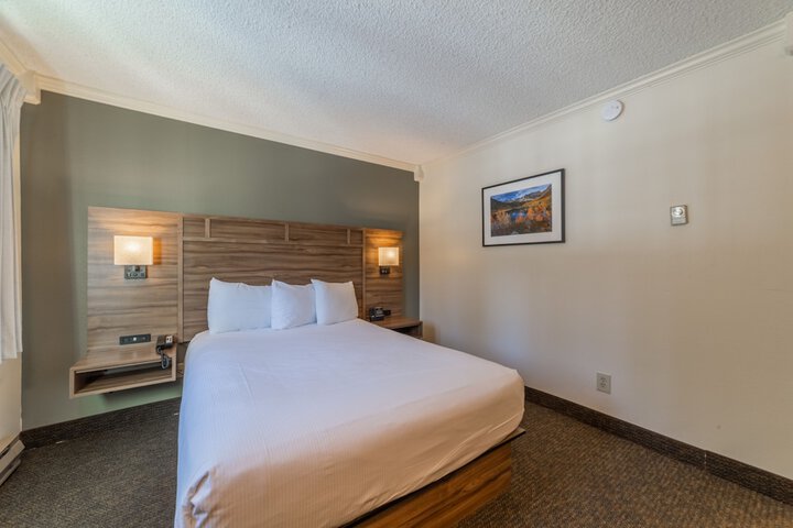 Room 10 of 39