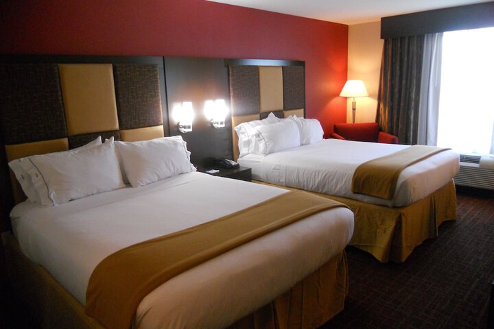 Room 18 of 36