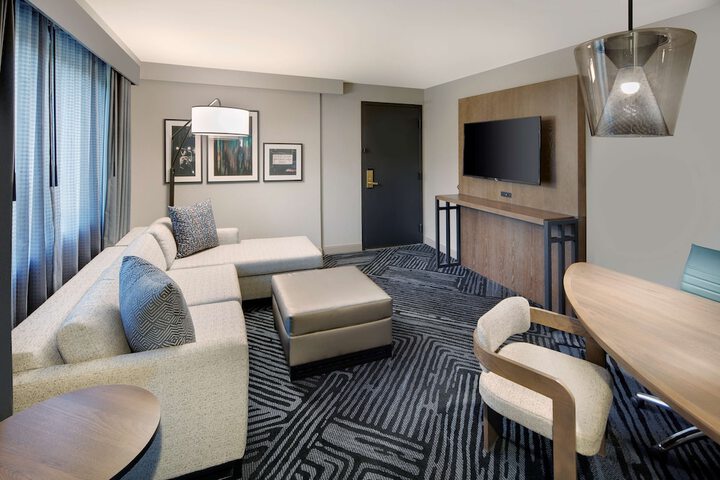 Embassy Suites by Hilton San Rafael at Marin Center