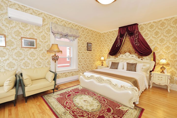 Room 65 of 252