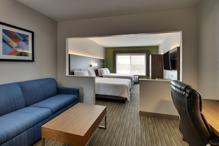 Room 25 of 71