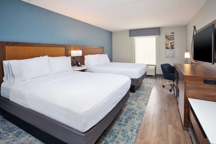 Room 9 of 26