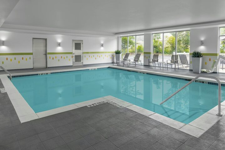 Fairfield Inn & Suites Calhoun