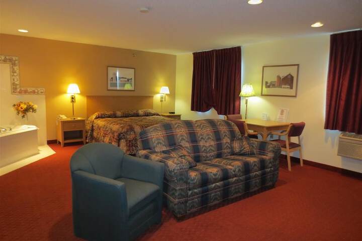 Room 12 of 34