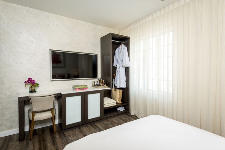 Room 119 of 136