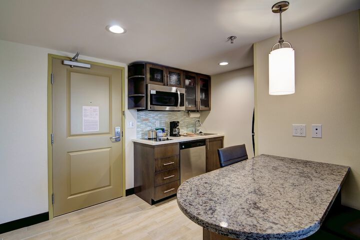 Room 15 of 47