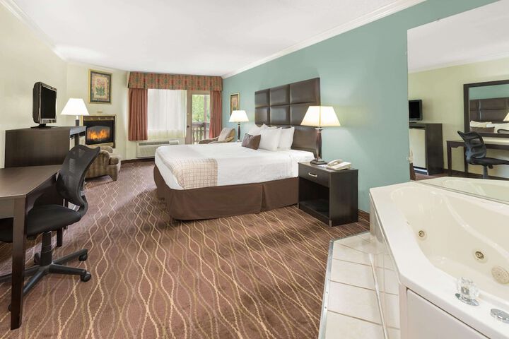 Baymont by Wyndham Helen