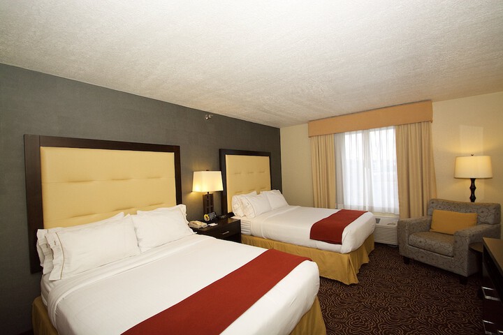 Room 9 of 29
