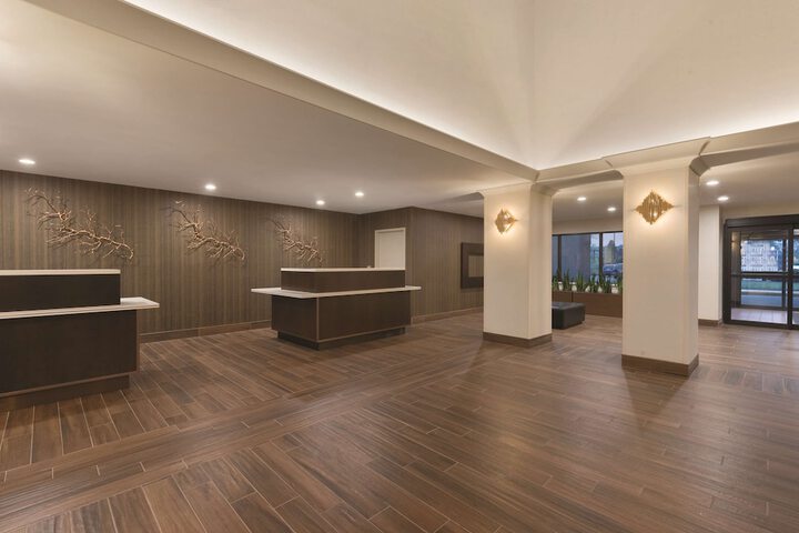 Embassy Suites by Hilton Milwaukee Brookfield