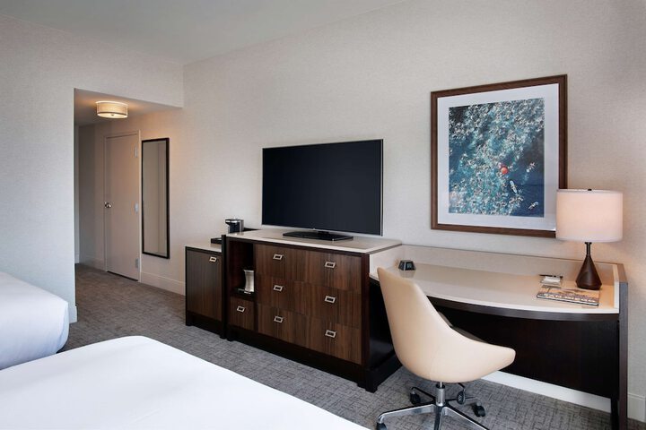 Hilton San Diego Bayfront