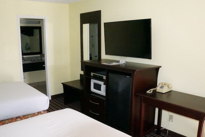 Room 29 of 34