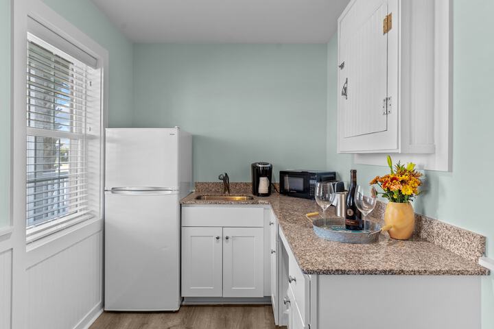 Loggerhead Inn & Suites