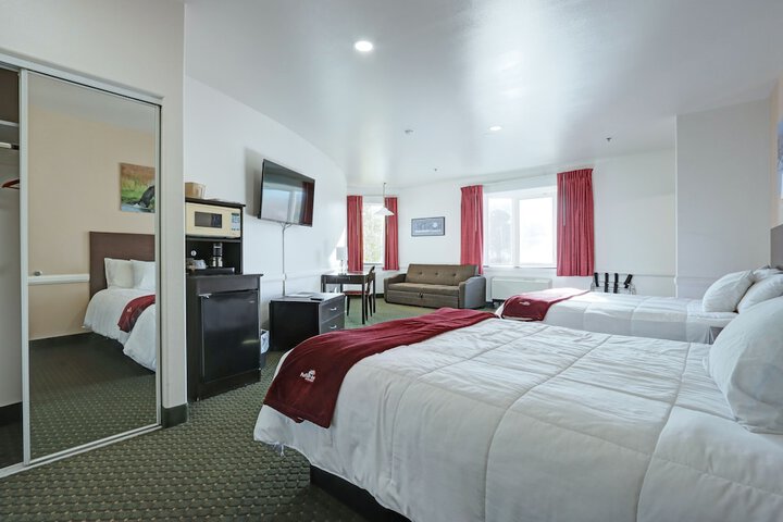Room 17 of 36