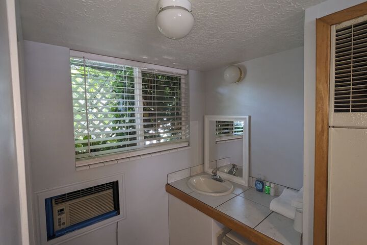Room 20 of 26