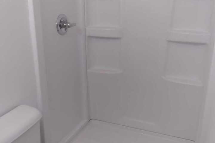 Room 7 of 16