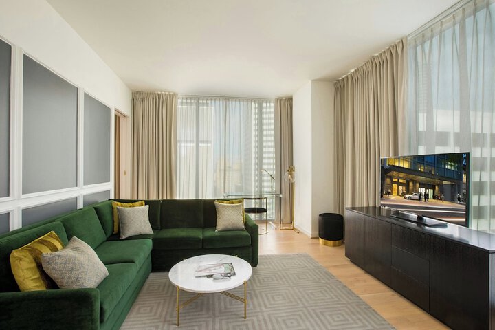 The Laura Hotel Houston Downtown, Autograph Collection