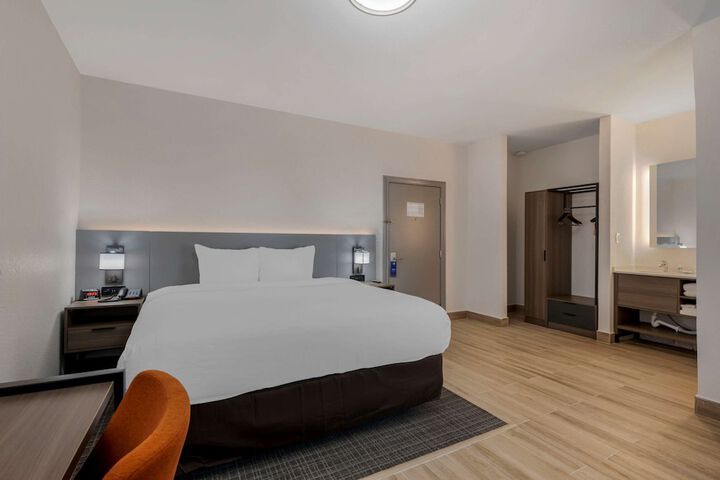 Room 22 of 59