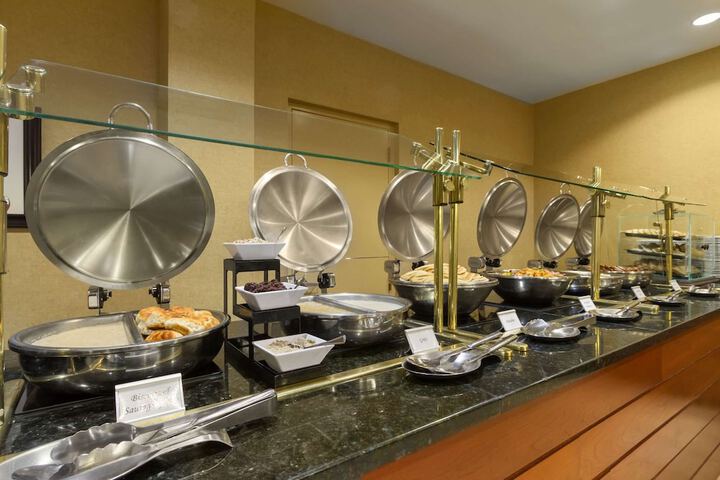 Embassy Suites Hotel Winston-Salem