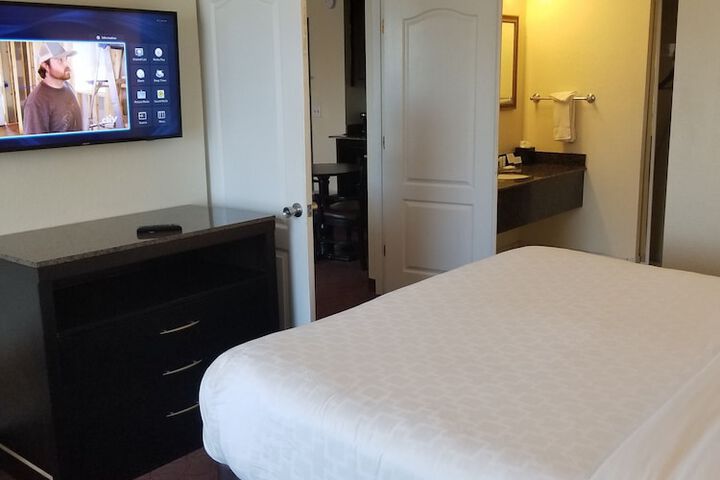 Room 77 of 115