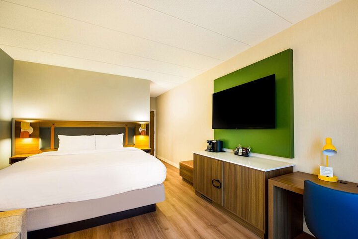 Room 34 of 45