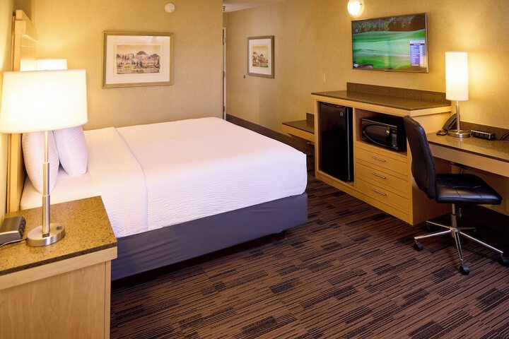 LivINN Hotel Cincinnati / Sharonville Convention Center