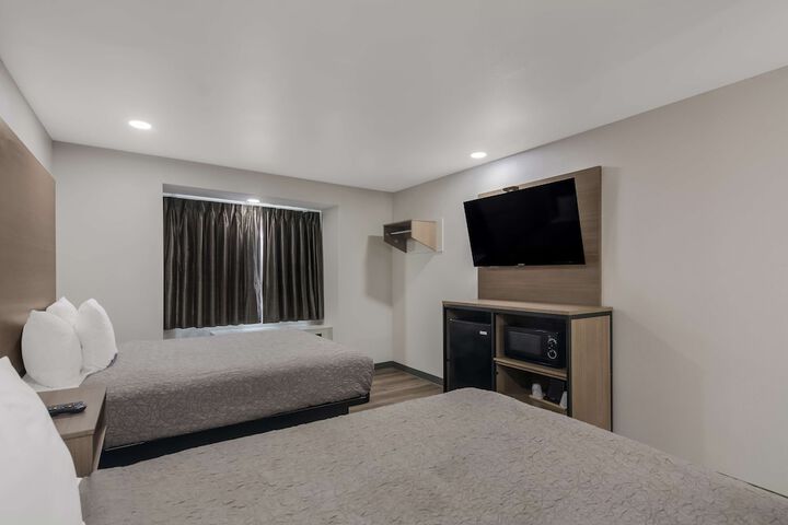 Room 21 of 30