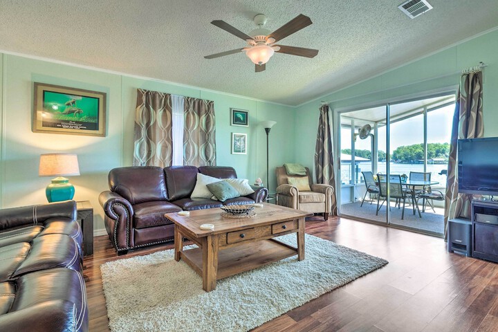 Anglers Getaway: Homosassa Home w / Boat Dock!