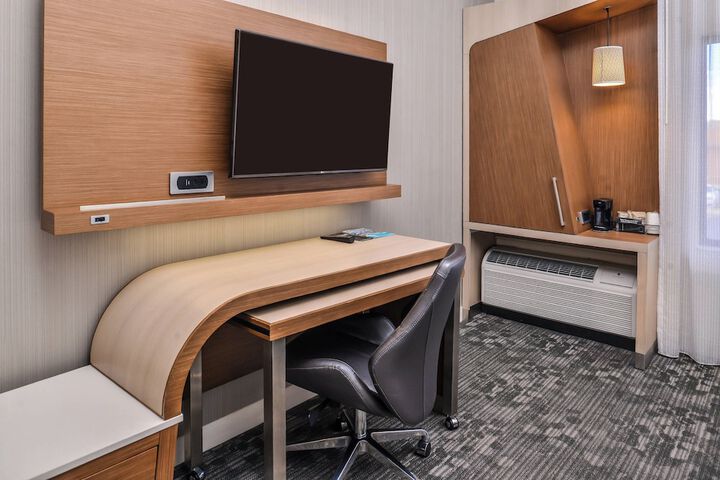 Courtyard by Marriott Palm Desert