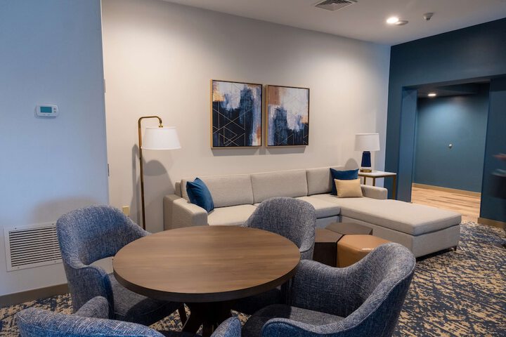 Room 51 of 105