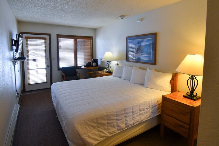 Inn at SilverCreek